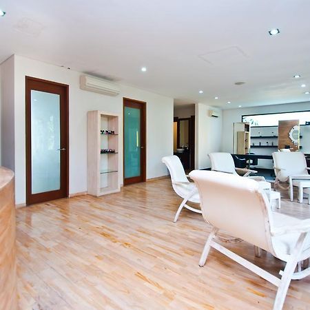 The Dipan Resort, Villas And Spa Seminyak Esterno foto