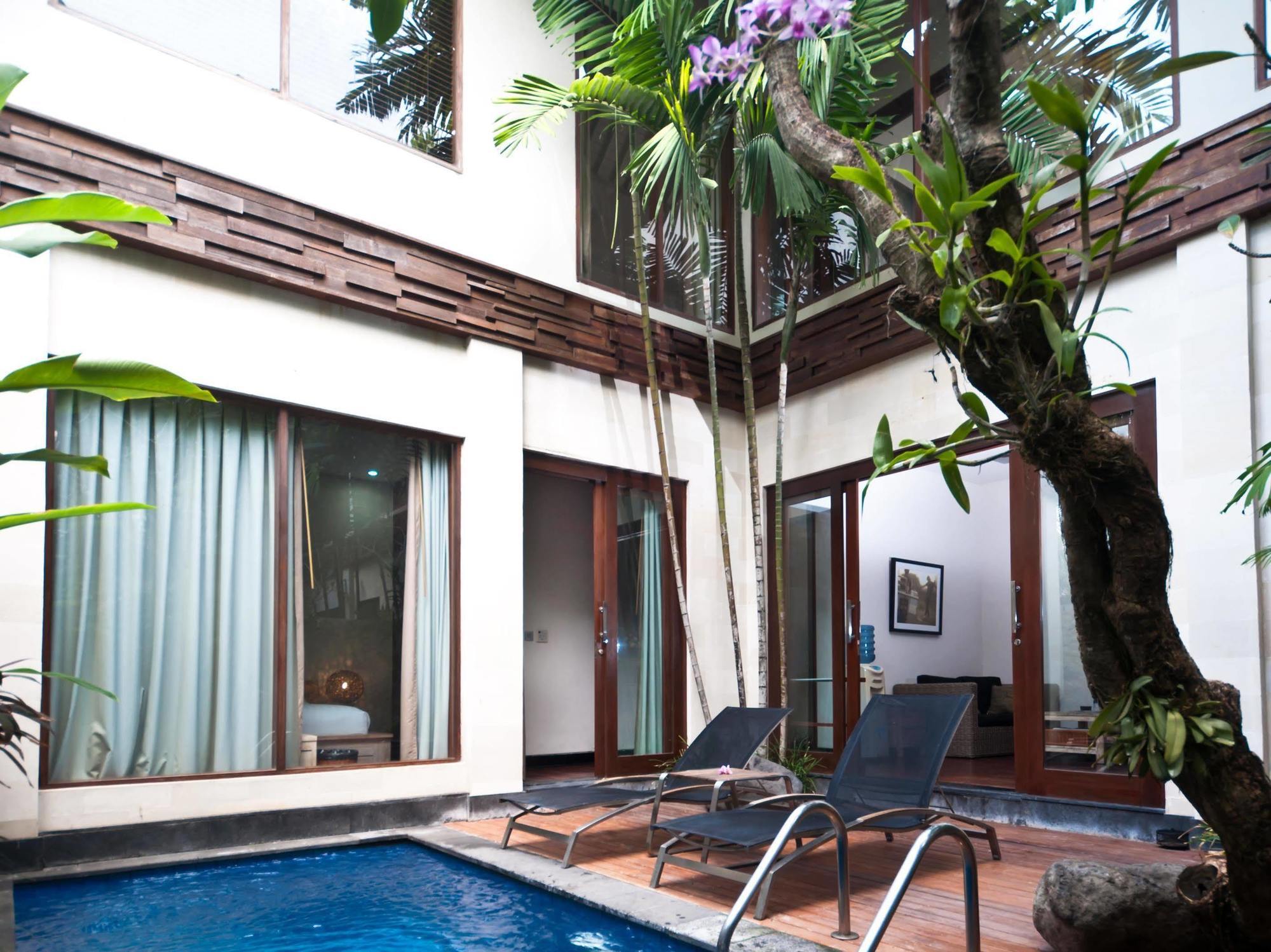 The Dipan Resort, Villas And Spa Seminyak Esterno foto