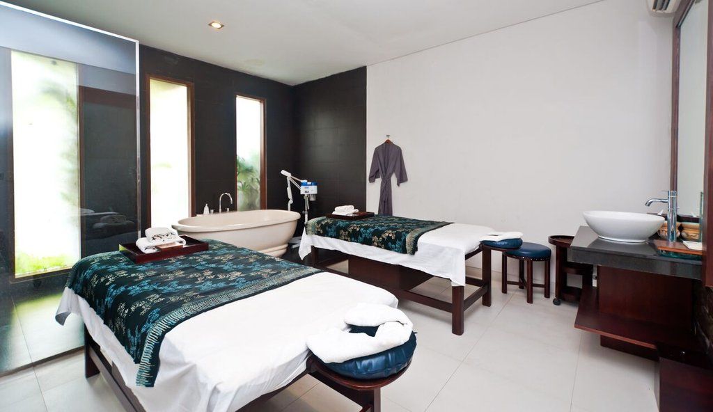 The Dipan Resort, Villas And Spa Seminyak Esterno foto