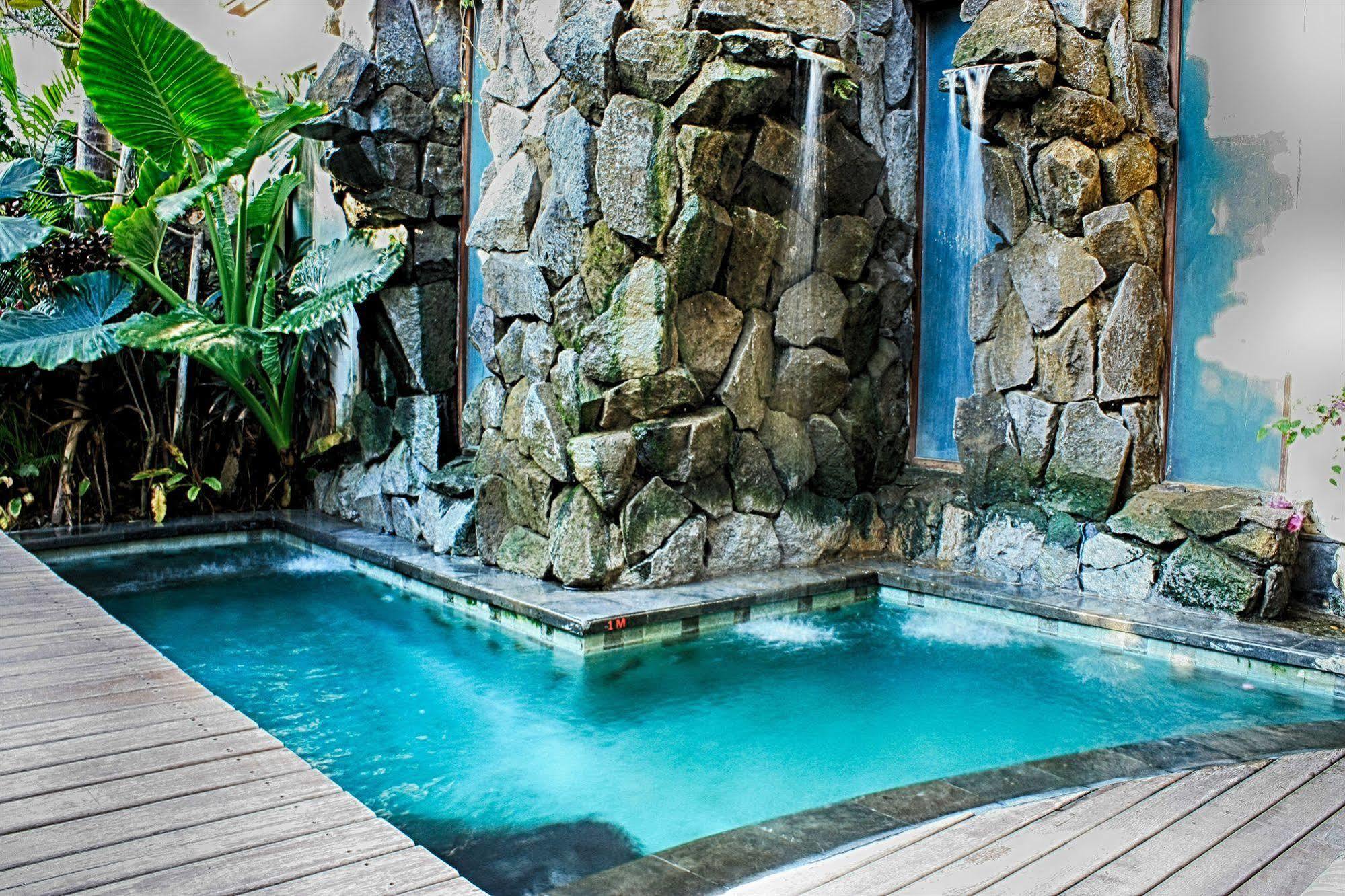The Dipan Resort, Villas And Spa Seminyak Esterno foto