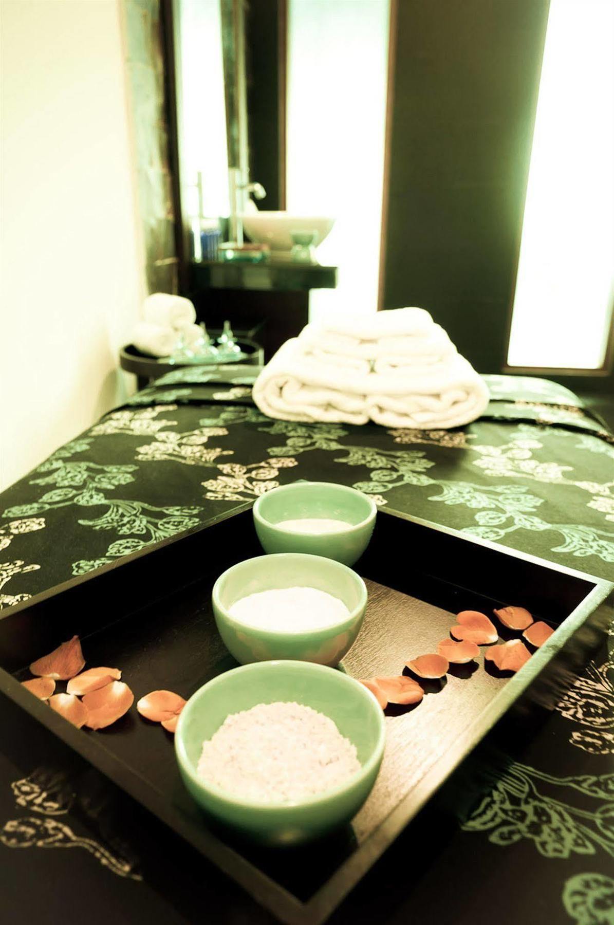 The Dipan Resort, Villas And Spa Seminyak Esterno foto