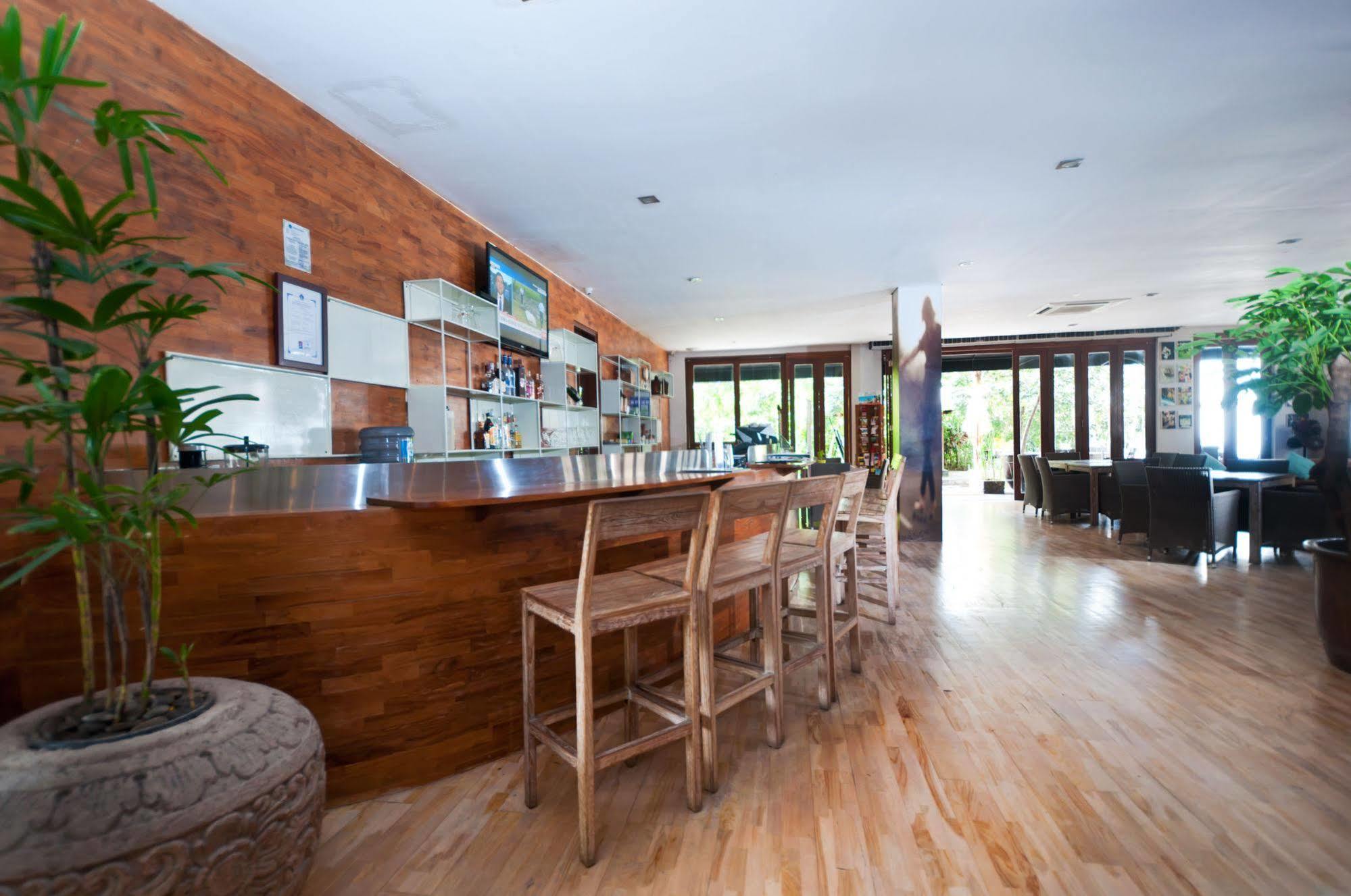 The Dipan Resort, Villas And Spa Seminyak Esterno foto